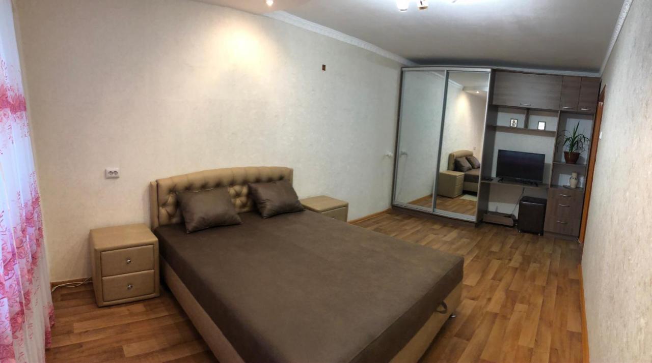 Apartment Shevchenka 154 Никопол Екстериор снимка